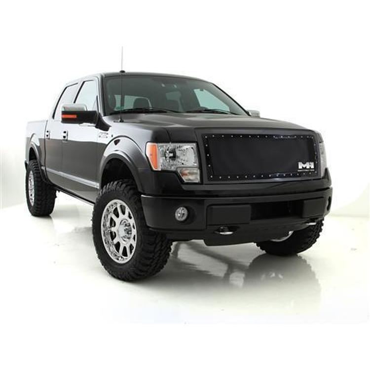 615833-Smittybilt-M1-Black-Mesh-Grille-1-1.jpg